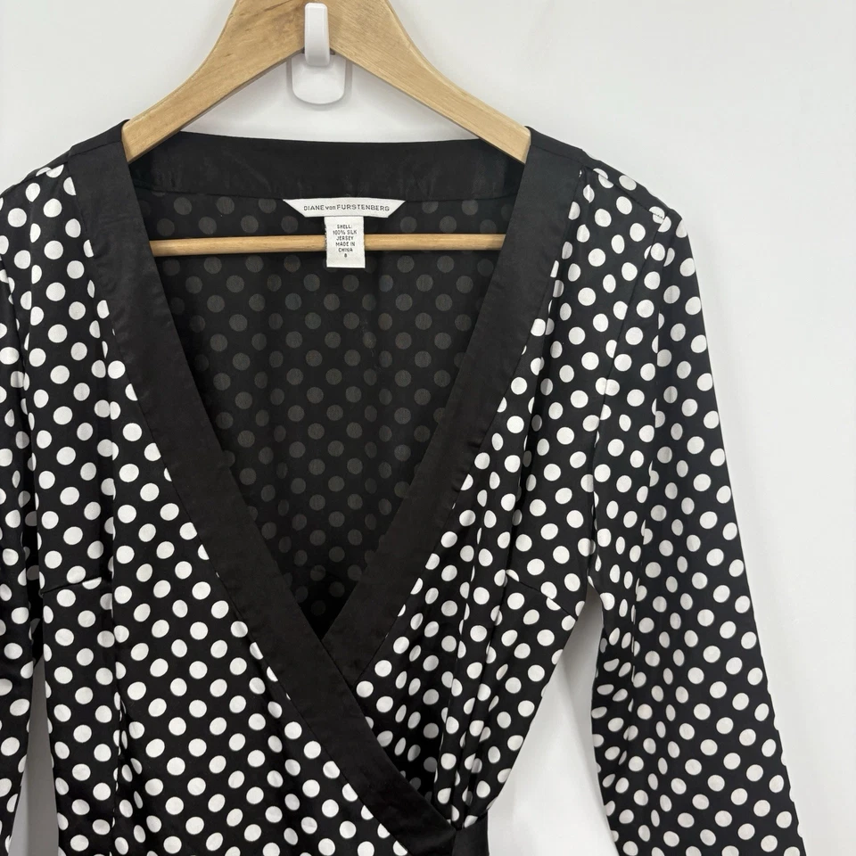 Diane Von Furstenberg Silk Midi Wrap Dress Womens 8 Polka Dot Luxury Clsssic 90s - Image 3 of 4