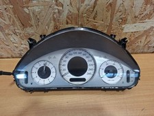 Mercedes-Benz E W211 2006 Diesel Geschwindigkeitsmesser Cockpit 140kW SRK5336