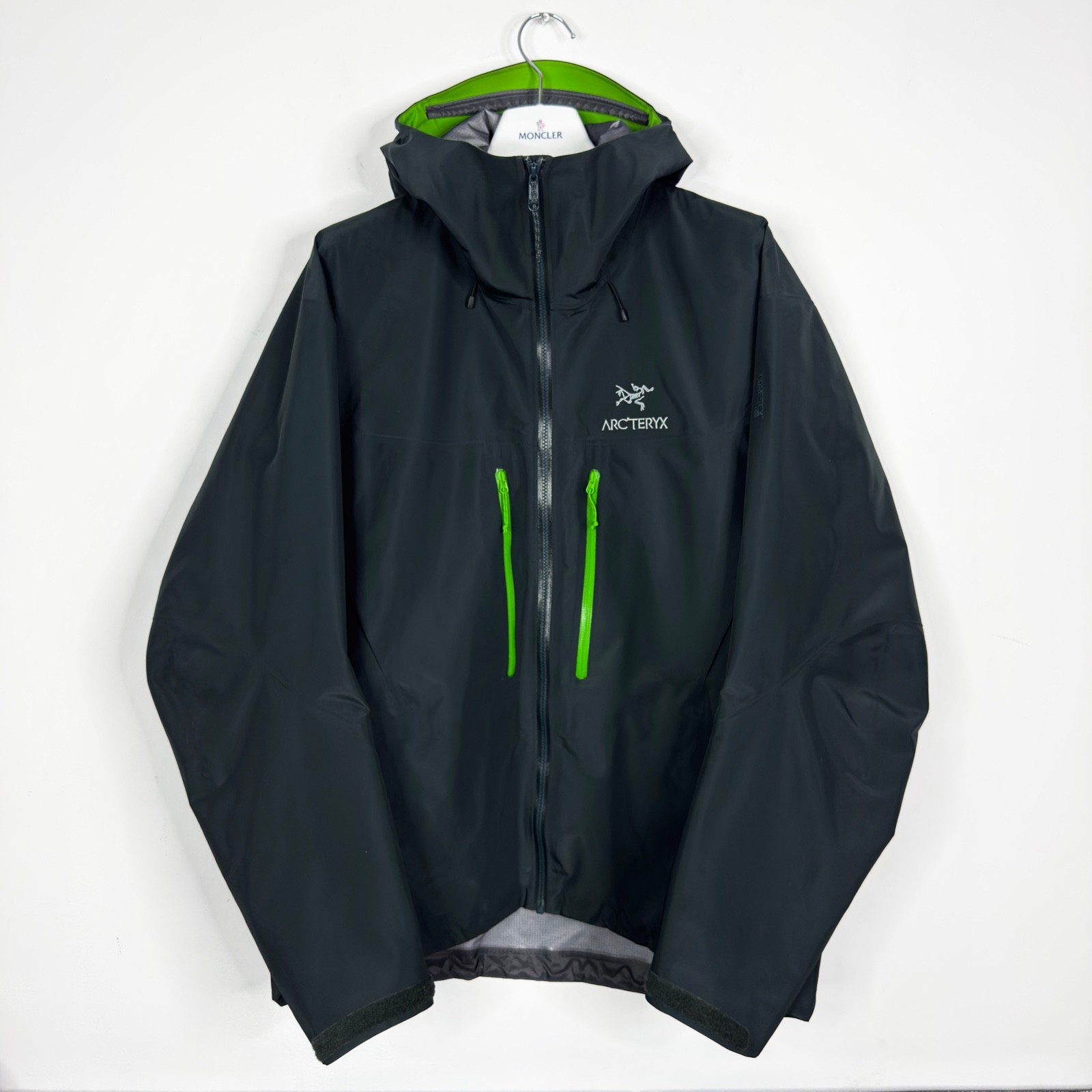 ARC'TERYX Giacca Arcteryx Alpha SV Gore Tex verde