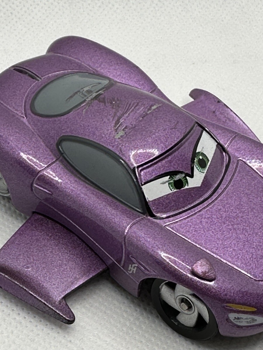 Disney Pixar Cars 2 Deluxe Oversized Holley Shiftwell With Wings