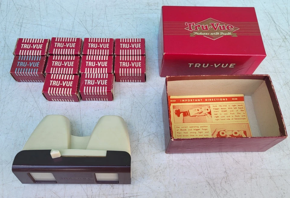Tru-Vue Stereoscope 3D Viewer w Box & 10 Film Strips c1940s Vintage - Image 2 of 4
