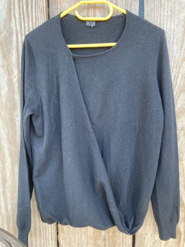 Theory 100% Cashmere Long Sleeve Black Pullover with faux wrap detail 40" ABTUC - Picture 10 of 13