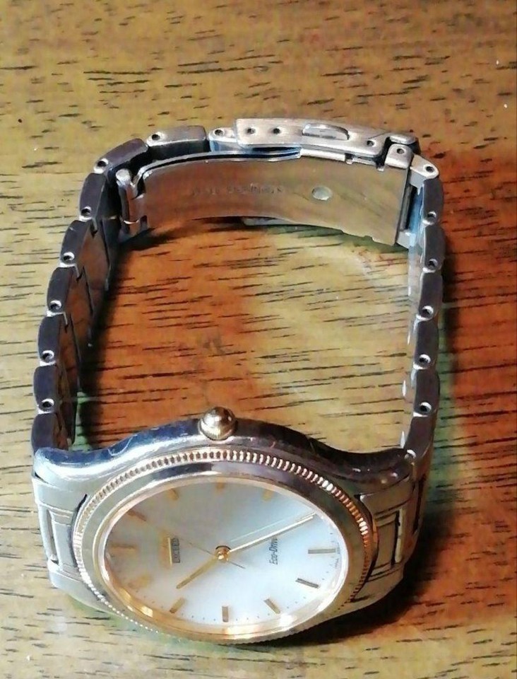 CITIZEN EXCEED Eco Drive Solar A730 Antimag Round Ladies Wristwatches