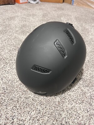 Evo Snowboard Helmet! - Practically Brand New!