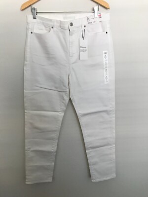 Pairs New Uniqlo White High-Rise Skinny Straight Cigarette