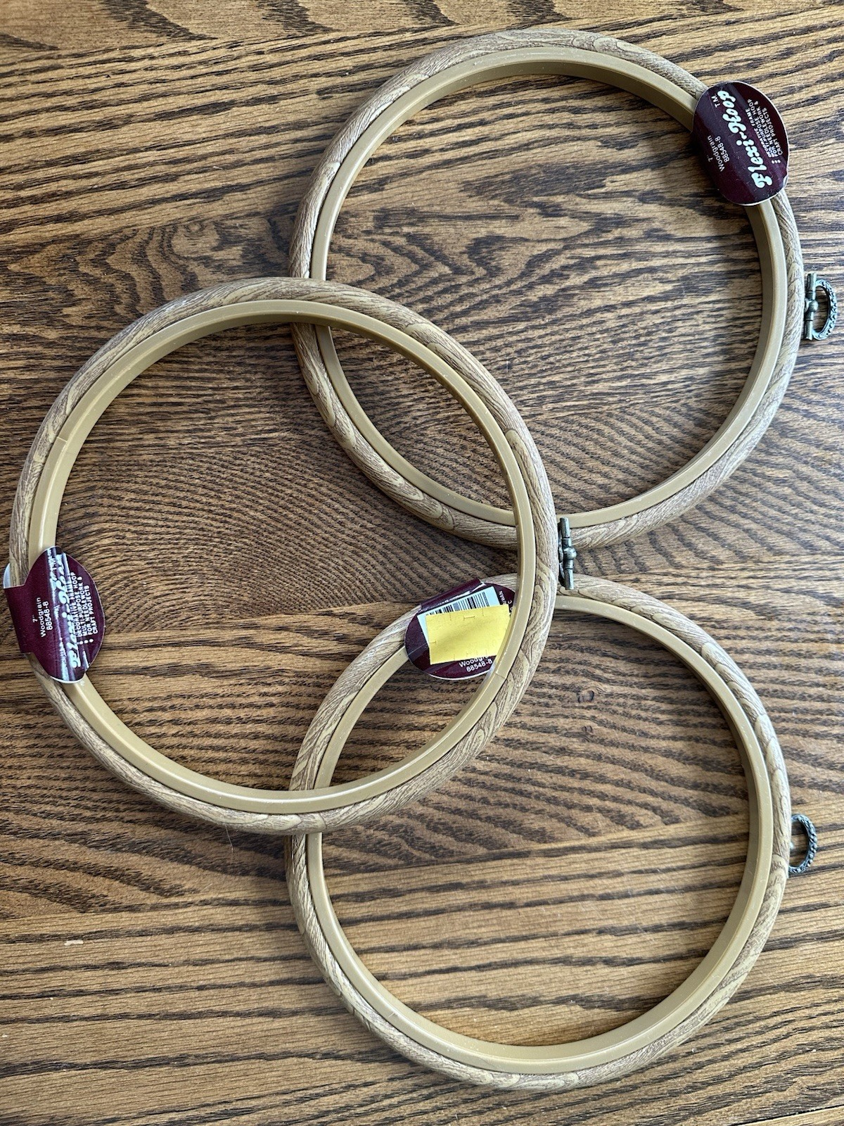 Hoop Set Imitated Wood Display Frame Vintage