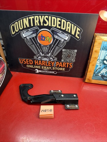 Harley Softail Vance And Hines Fatboy Fat Boy Exhaust Mount Bracket Heritage UNK