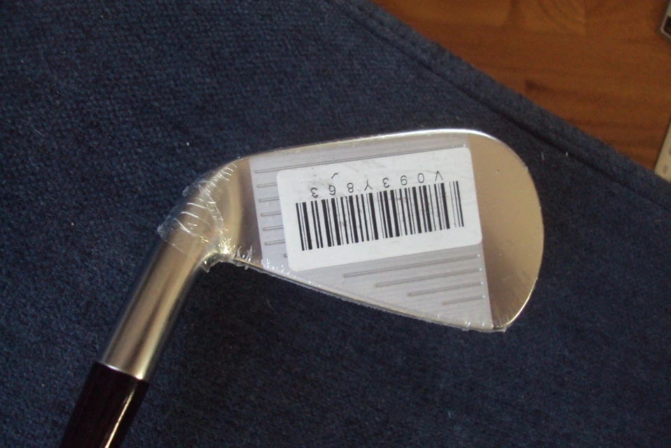 New Srixon ZXiU driving iron/3 iron 20 deg MMT UT 80g stiff 39.25" - Image 3 of 4