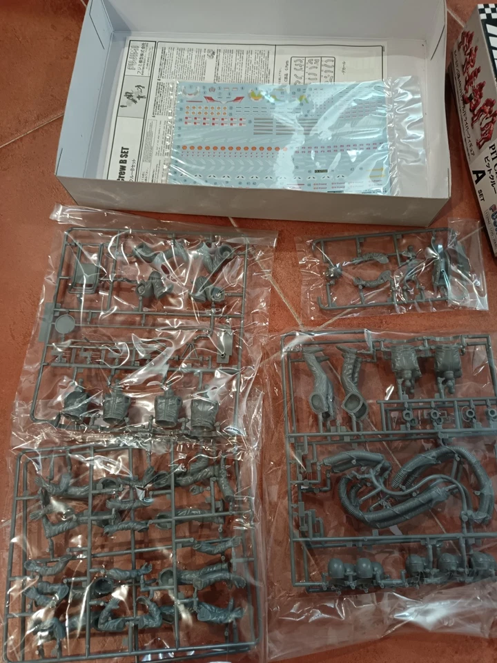 Pit Crew Set B - Fujimi 1/20 - Immagine 2 di 2