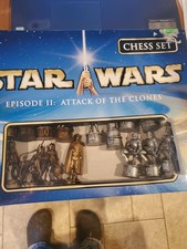 2003 Star Wars Episode II Attack of the Clones Chess Set Board Game 40992