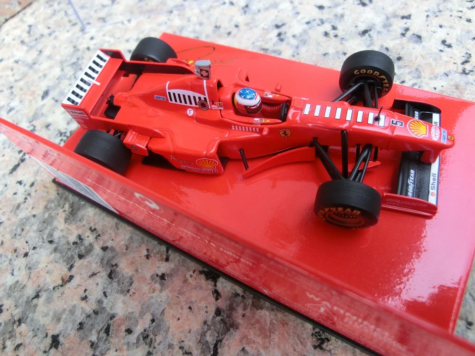MINICHAMPS Michael Schumacher Collection 1:43 Ferrari F 310 B Ed 43 No 33 #5 - Bild 4 von 4