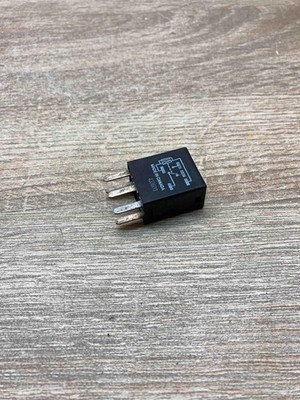 05269988AA 21911C  Other relay Fits for Chrysler Voyager