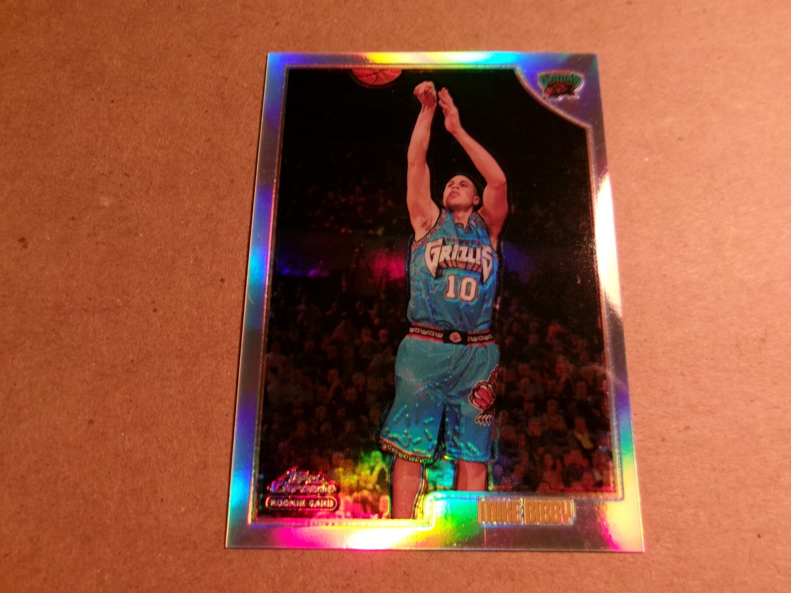1998-99 Topps Chrome Mike Bibby Rookie Refractor #196 - Extremely Nice!