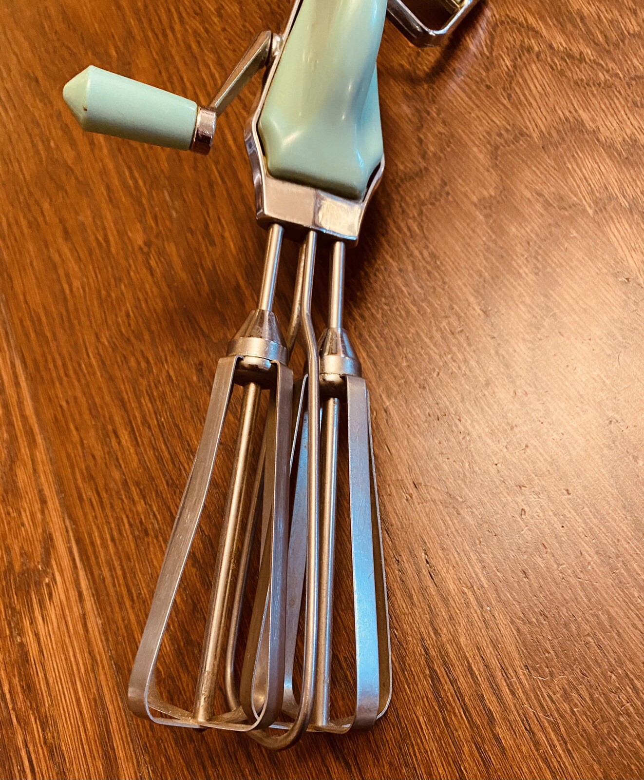 Vintage Maynard Turquoise Hand Mixer Egg Beater Kitchen Utensil eBay