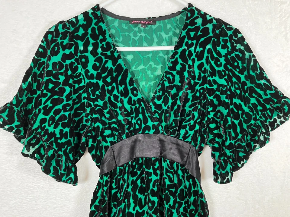 Lindo Vestido Vintage Años 90 Betsey Johnson Terciopelo Verde Y2K Talla 0 Hada de la Selva Negra Foto 2 de 4
