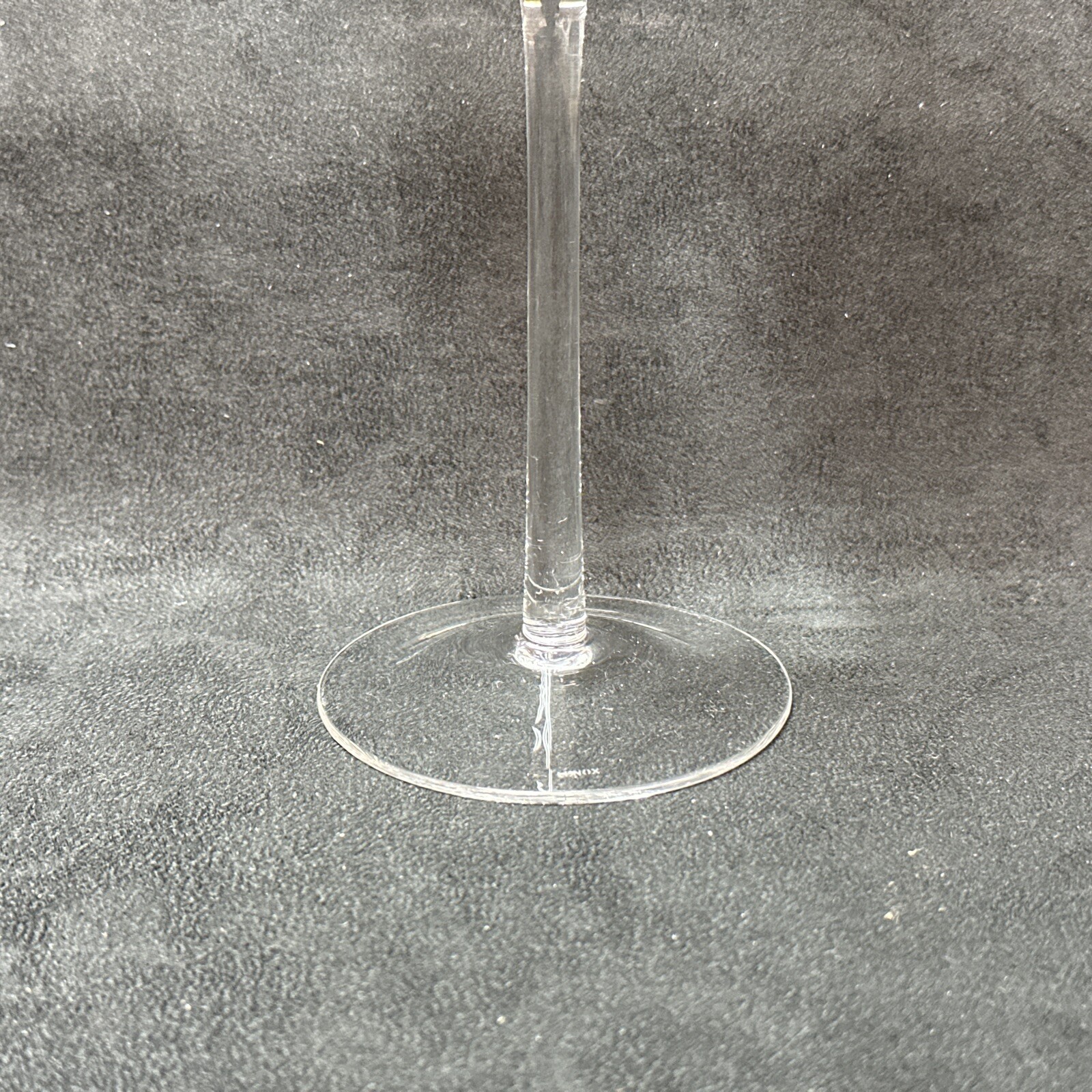 Kate Spade New York Lenox Larabee Polka Dot Balloon Wine Glass 8 1/2