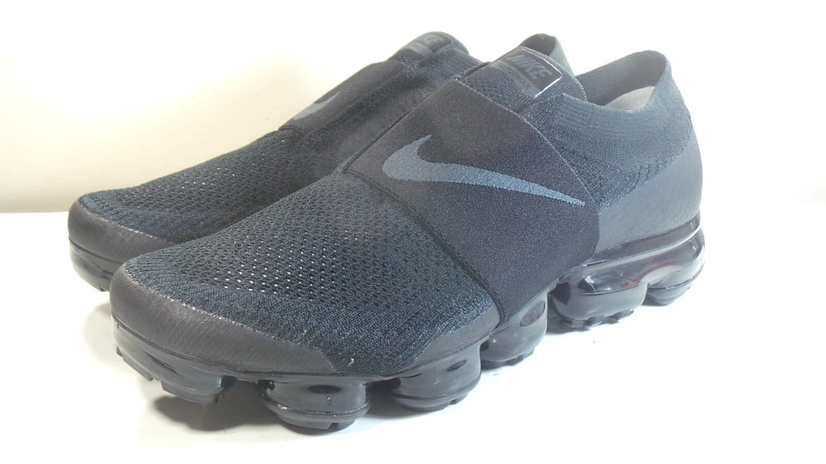 Triple black moc outlet vapormax