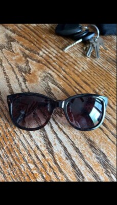 Lauren Conrad WLC61SG15 Sunglasses Tort Gradient Used