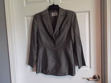 EUC Kasper A.S.P. women s petite 4 blazer long sleeve fully lined gray color