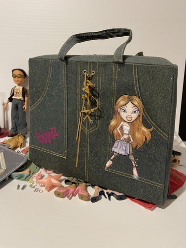 Bratz Doll Bulk Lot Carry Case Clothes Accessories Yasmin Cade Dana 4 Dolls Rare - Picture 14 of 22