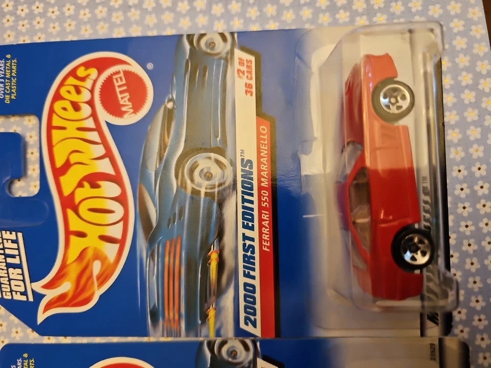 Hot wheels lot of 5 2000s first editions ferraris. 2x collector #61 and 3x #62 - Image 3 of 4