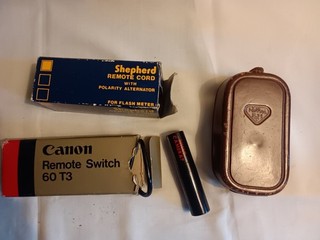 LOTTO 4 PEZZI ACCESSORI FOTOGRAFICI.SDOGANAMENTO.