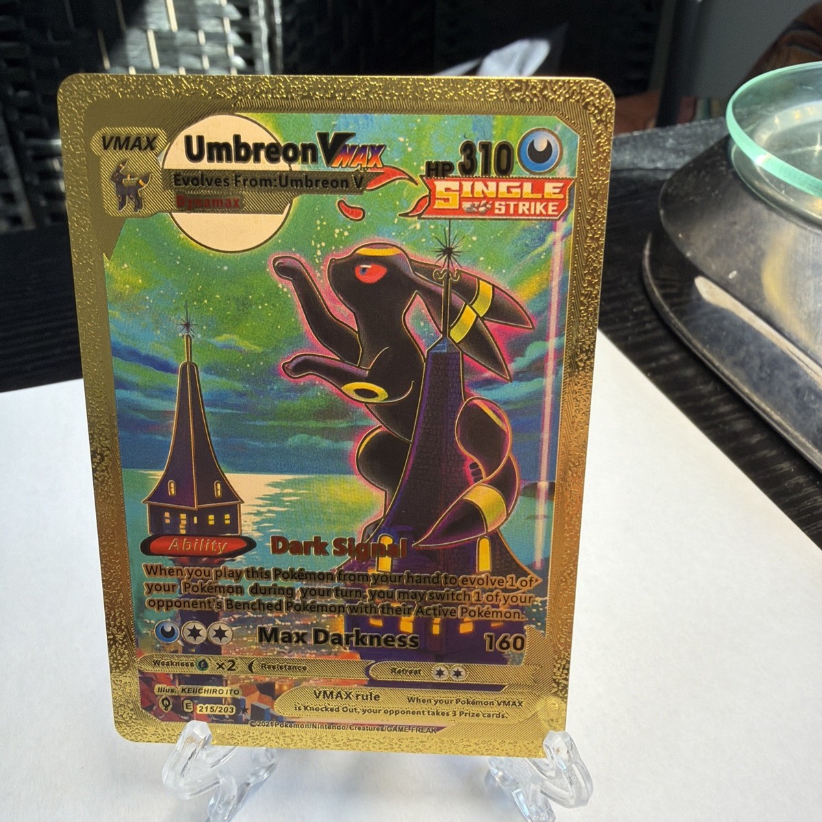 Umbreon VmaxHP310 Single Strike Dark Signal Gold Foil Fan Art Card💥💥💥💥