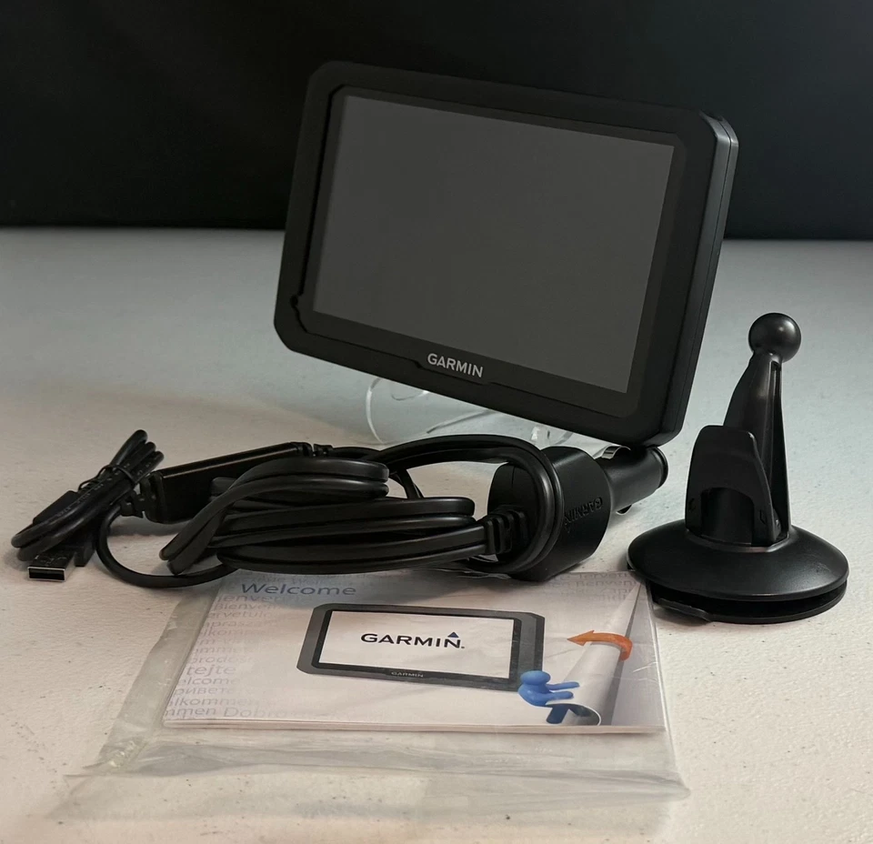 Garmin Dezl 770LM Trucker GPS Navigator Bluetooth 7" Color Touchscreen Maps HD - Image 3 of 4