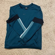 Nike Crew With Pockets