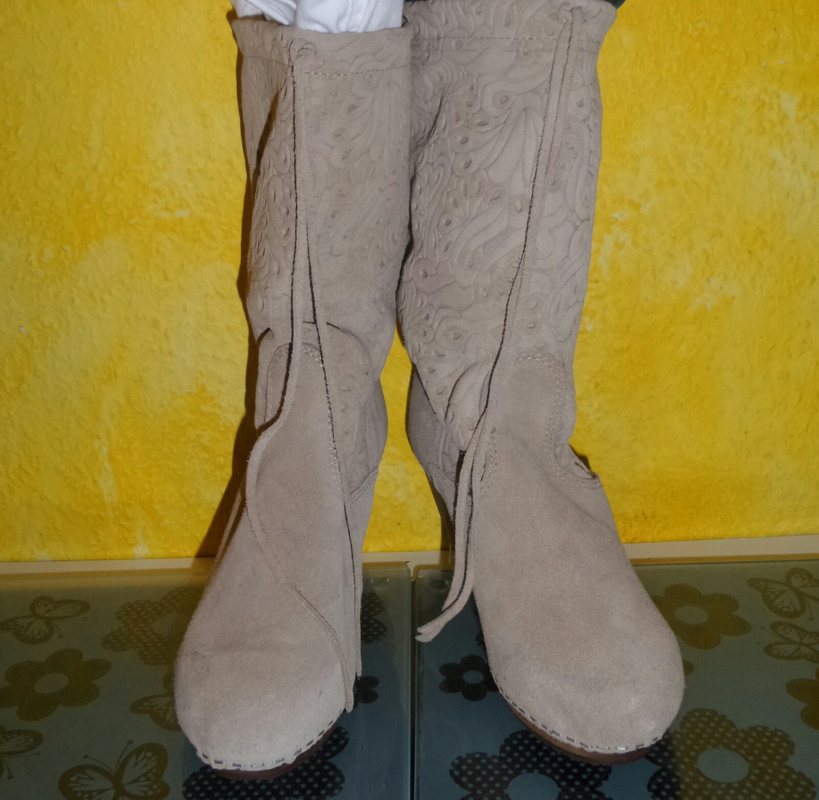 Bild 2 von 12