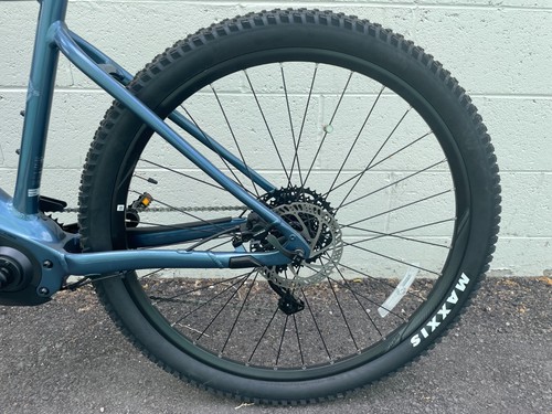New 2022 Giant Talon E+ 3 29er; Size: Large; Color: Blue Ashes - Picture 4 of 10