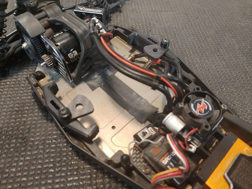 InfiniMount Battery Mounting Kit For Team Losi Racing 22 5.0/X - Image 3 of 4