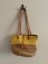 Straw tote bag