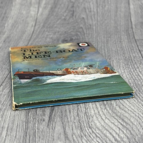 Ladybird Book The Life-Boat Men Series 606B People at Work Vintage 1st Edition - Foto 4 di 17