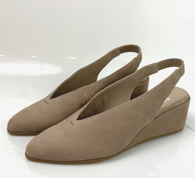 EILEEN FISHER Devi Slingback Wedge Shoes Tumbled Nubuck Womens 6.5M Barley NIB