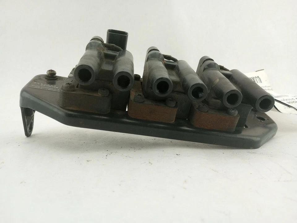 Mitsubishi 3000GT Dodge Stealth Ignition Coil Pack With Bracket Fits 1991-1999 - Image 3 of 4