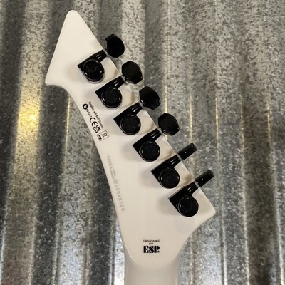 ESP LTD Snakebyte James Hetfield Snow White Guitar & Case