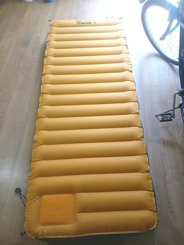 Nemo Nomad  Inflatable Insulated  XL mattress/ ground pad. Built-in foot pump