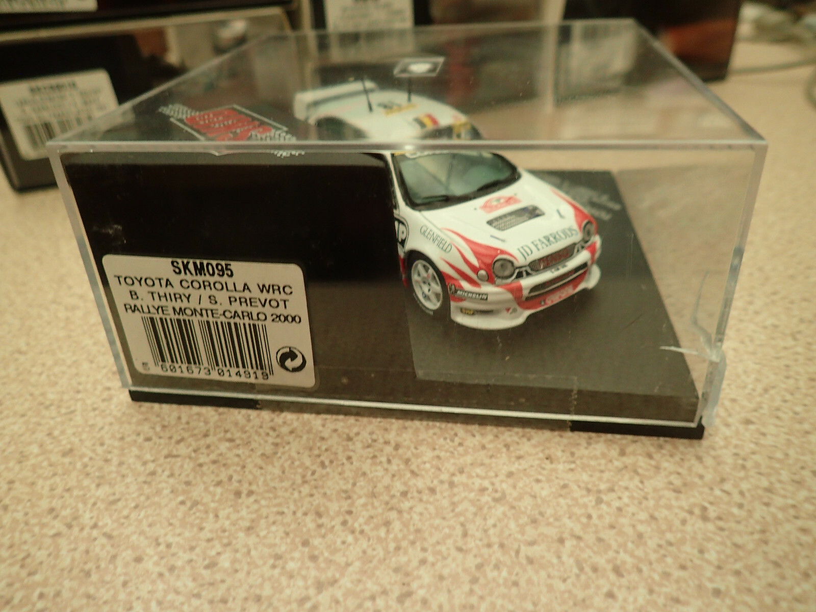 Picture 4 of 9