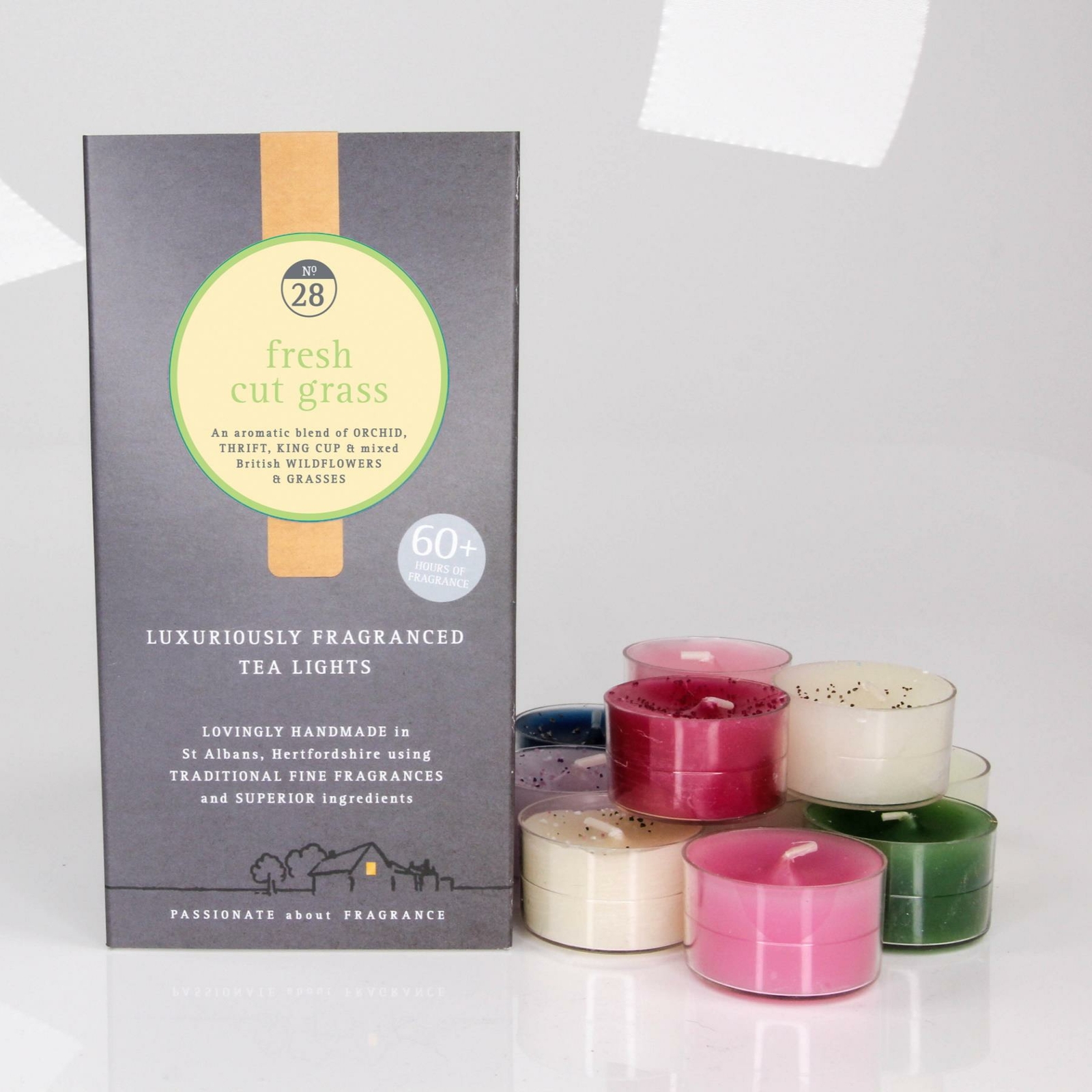 Potters Crouch Scented Fresh Cut Grass 8 Hours Vegan Tealights Candle 8pk