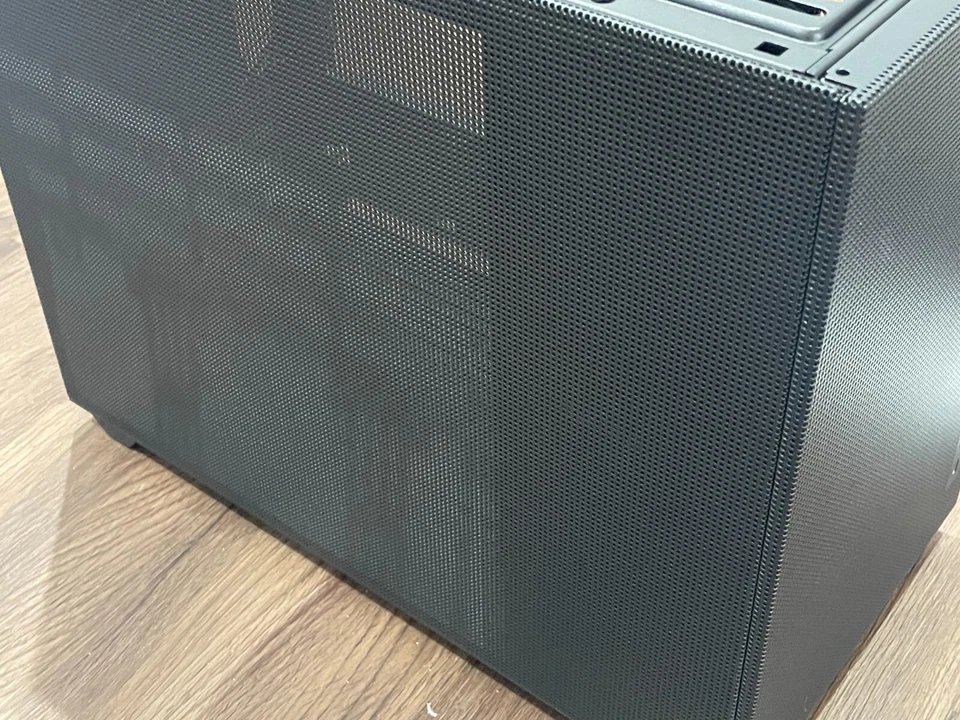 Black Mid Tower Gaming Computer Case, 1 X Fan Pre-Installed. SIZE : 12 X 8 X 16 - Image 3 of 4