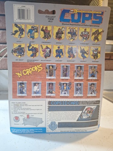 NEW VINTAGE 1988 COPS POWDER KEG ACTION FIGURE HASBRO Sealed In Bubble - Picture 2 of 7
