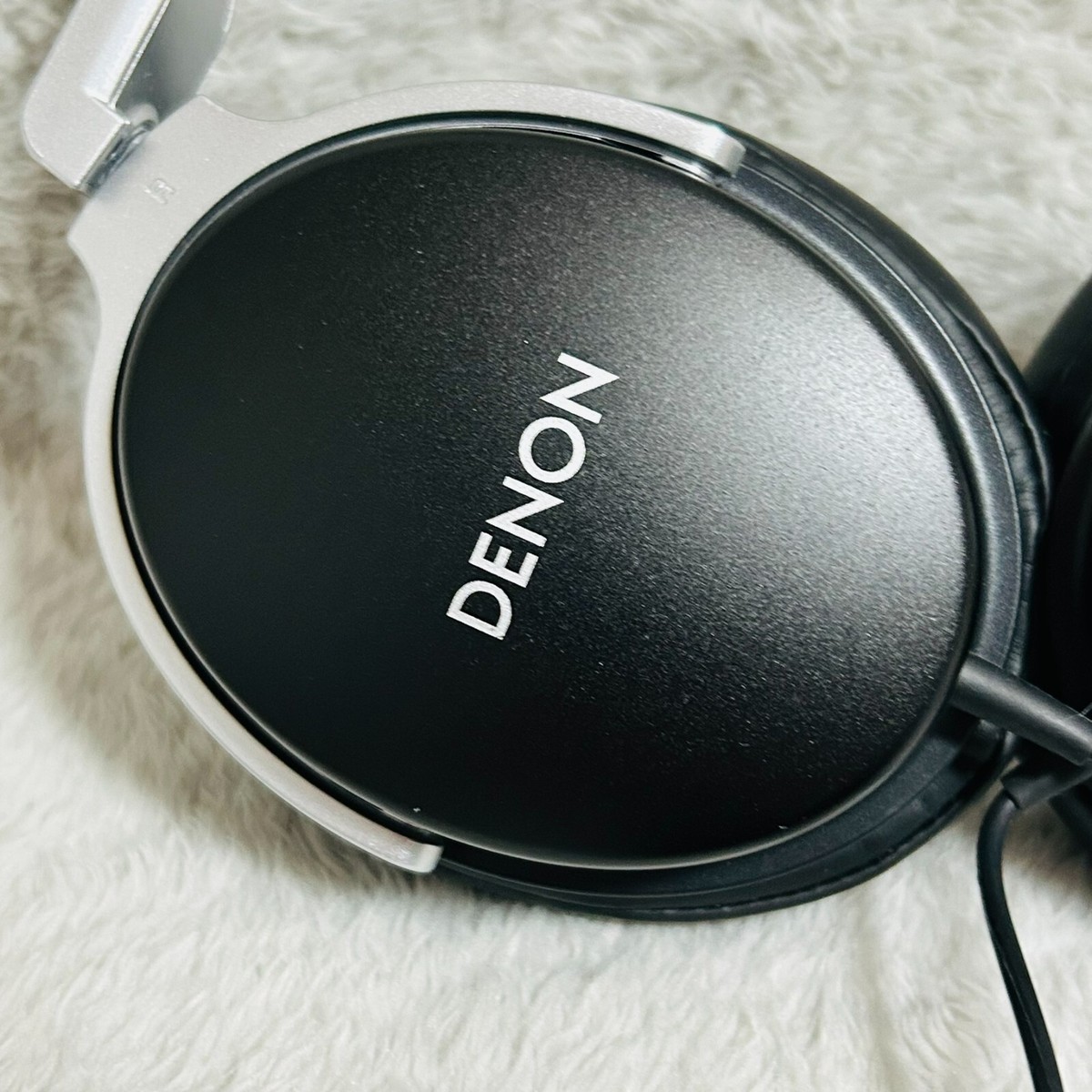Denon AH-D1100 Black Sealed Type Headphone Head Band Over
