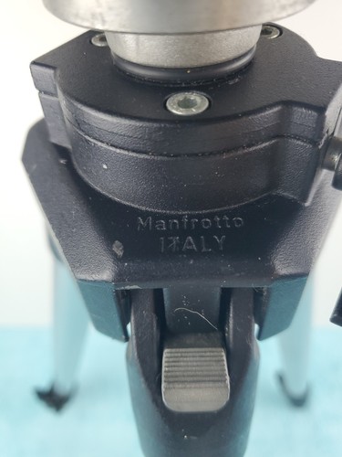 Manfrotto Bogen 3021 Tripod w/501 Fluid Head Made in Italy 3433 - Picture 6 of 24