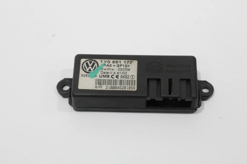 VW Beetle 9C Cabriolet centralina del rilevatore di movimento dell'allarme - Immagine 2 di 4