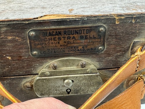 DEAGAN Roundtop Orchestra Bells Model 1120 Wood Case 31 Key Xylophone w/ Mallets - Picture 16 of 24