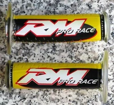 Suzuki RM RMZ 50 60 65 80 85 100 125 250 370 400 450 465 500 LOGO GEL HAND GRIPS