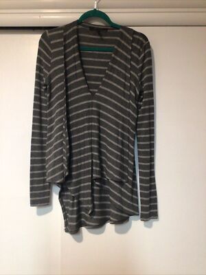 BCBGMAXAZRIA Women s TRISHNA Asymmetrical Striped Blouse HEATHER GRAY XXS