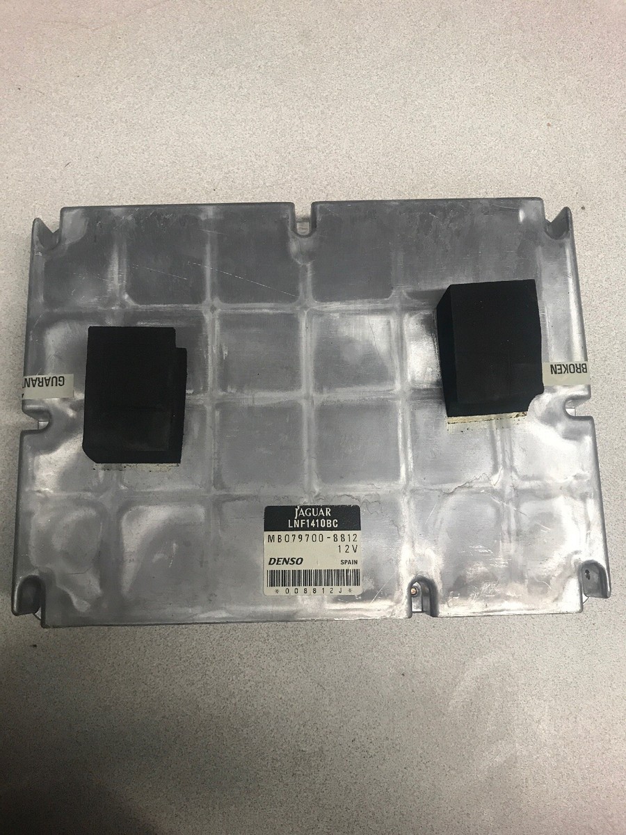 2000-2003 Jaguar XJ8 Engine Computer ECM ECU | DENSO