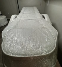 OmySalon Hydraulic Massage Tattoo Table Chair Esthetician Lash Bed Black/ White